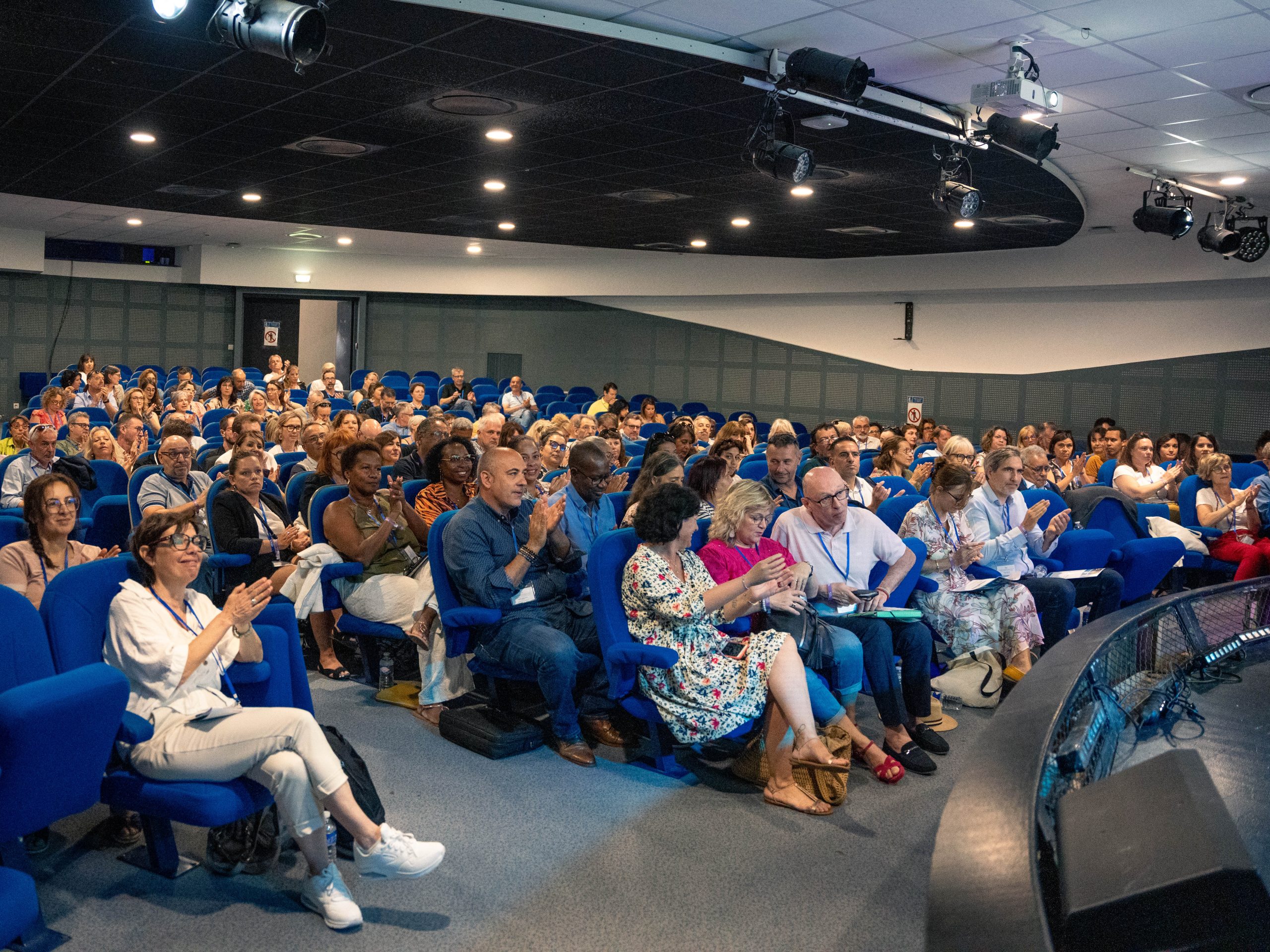 Photo séminaire de l'Association Nationale des Directrices et Directeurs de Mission Locale (ANDML).