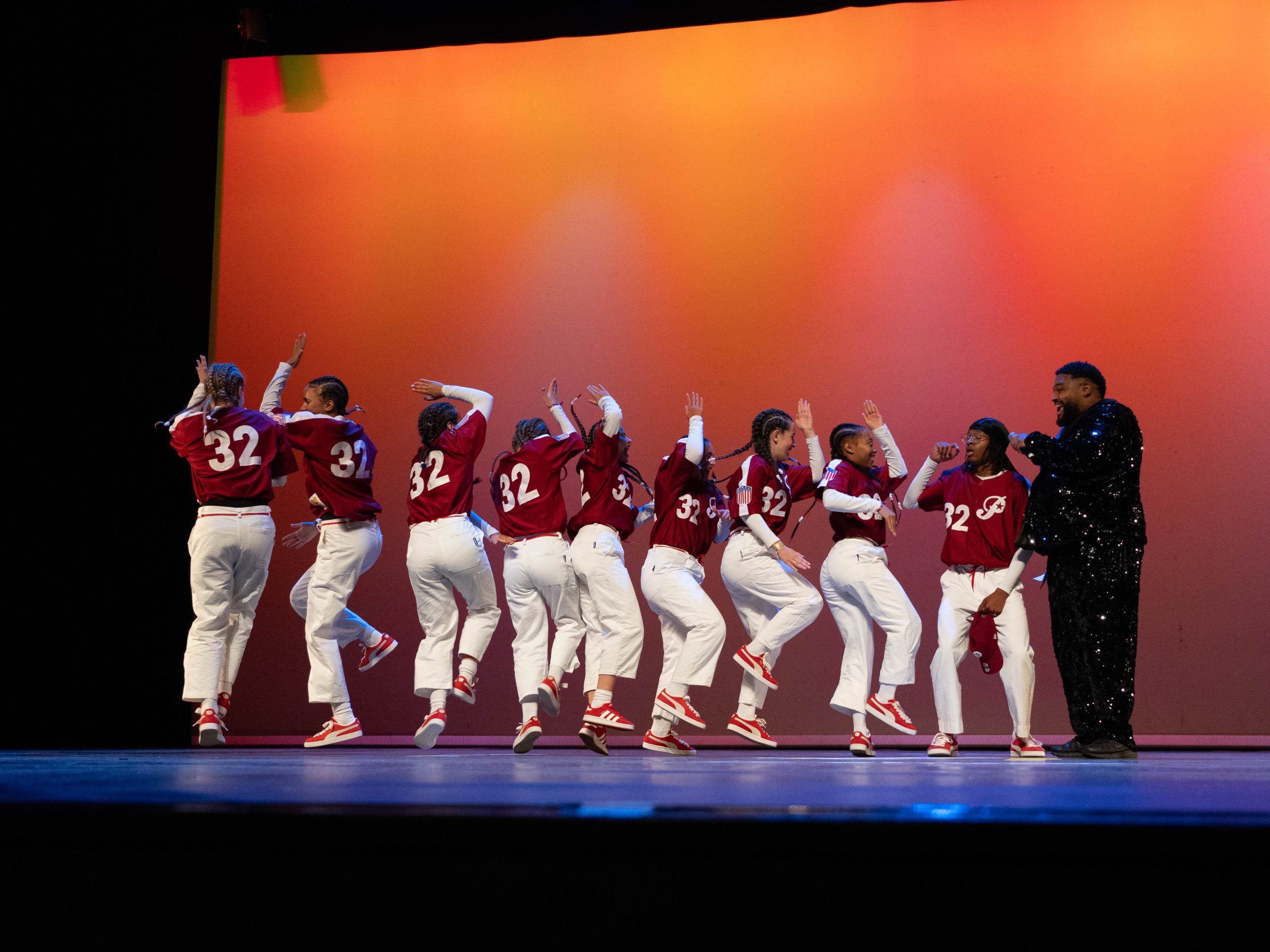 Photo concours chorégraphique de danse « TooMuchSauce » à Cannes.